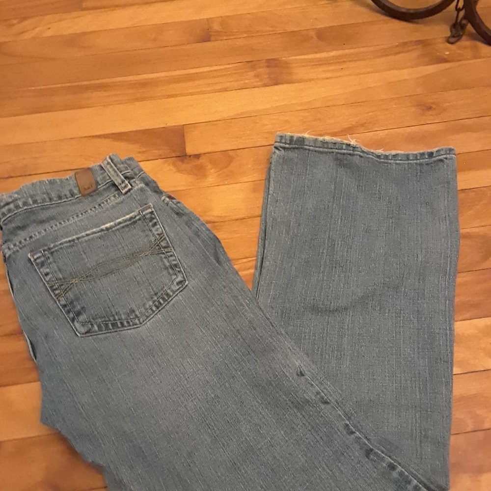 Abercrombie  & Fitch jeans size 2S. 29 inch inside leg.  Great condition - Picture 8 of 8